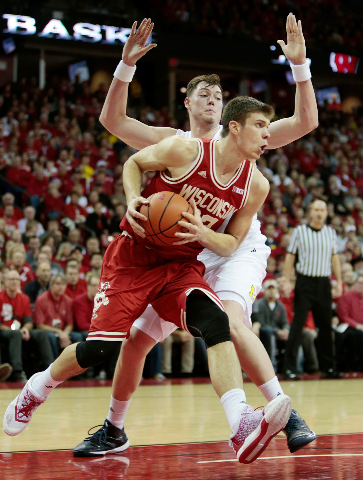 uw awards happ WEB 3-8